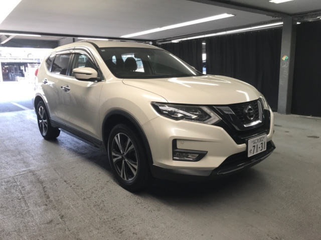 NISSAN X-TRAIL 2018