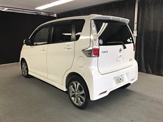 NISSAN DAYZ 2013