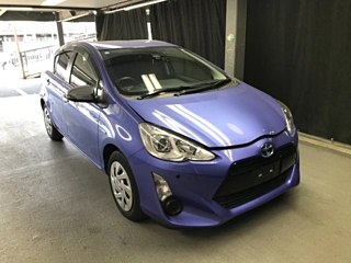 TOYOTA AQUA 2016