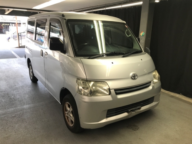 TOYOTA LITE ACE VAN 2013