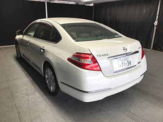 NISSAN TEANA 2011