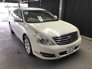 NISSAN TEANA 2011