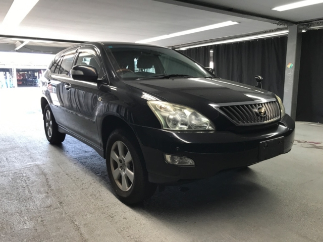 TOYOTA HARRIER 2010