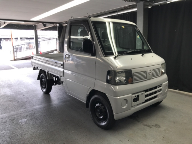 NISSAN CLIPPER TRUCK 2009