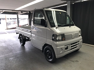 NISSAN CLIPPER TRUCK 2009