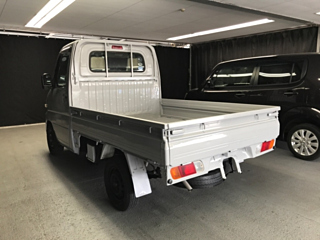 NISSAN CLIPPER TRUCK 2009