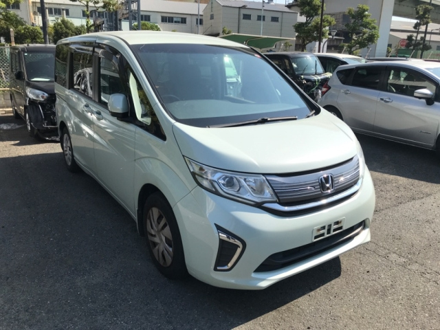 HONDA STEP WAGON 2015