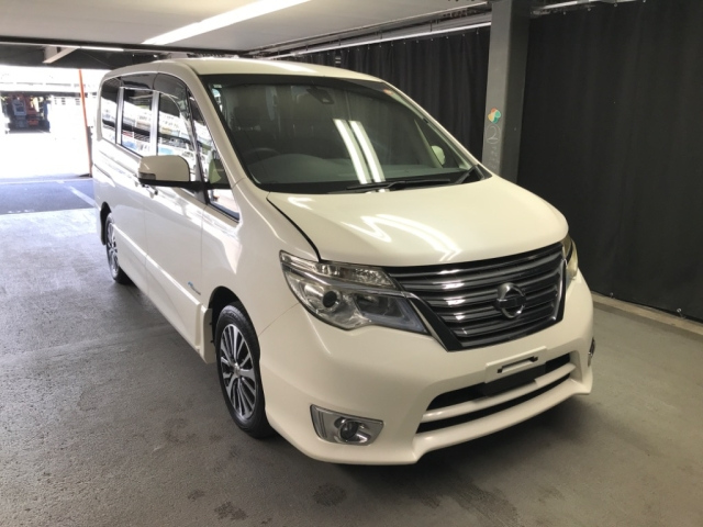 NISSAN SERENA 2015