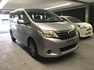 NISSAN SERENA 2012
