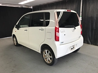 DAIHATSU MOVE 2011
