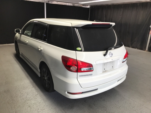 NISSAN WINGROAD 2010