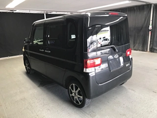 DAIHATSU TANTO 2010