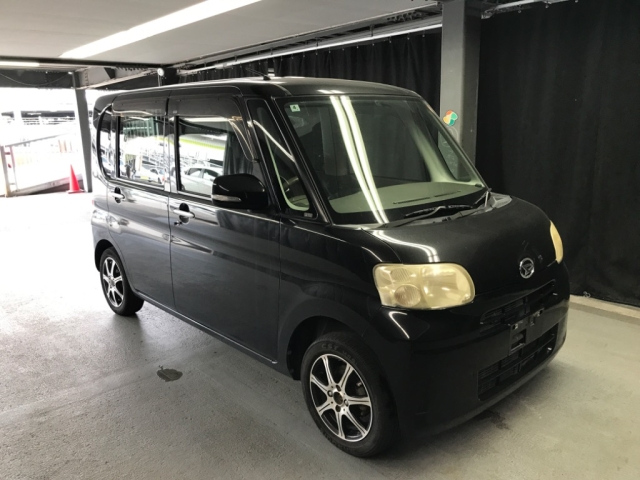 DAIHATSU TANTO 2010