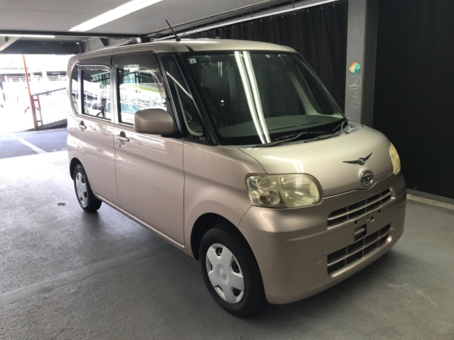 DAIHATSU TANTO 2009