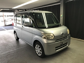 DAIHATSU TANTO 2011