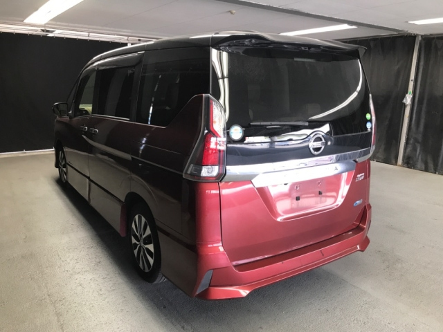 NISSAN SERENA 2018
