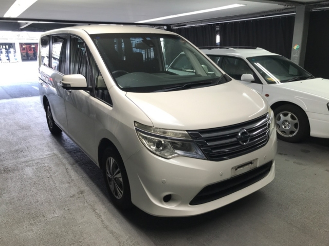 NISSAN SERENA 2014