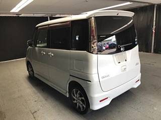 NISSAN ROOX 2010