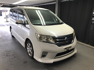 NISSAN SERENA 2013