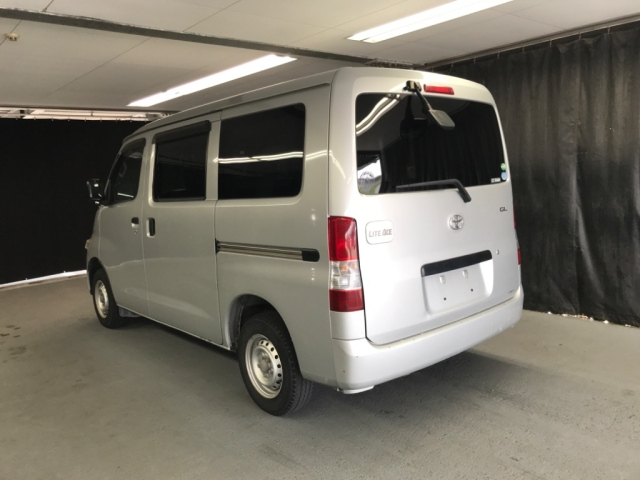 TOYOTA LITE ACE VAN 2018