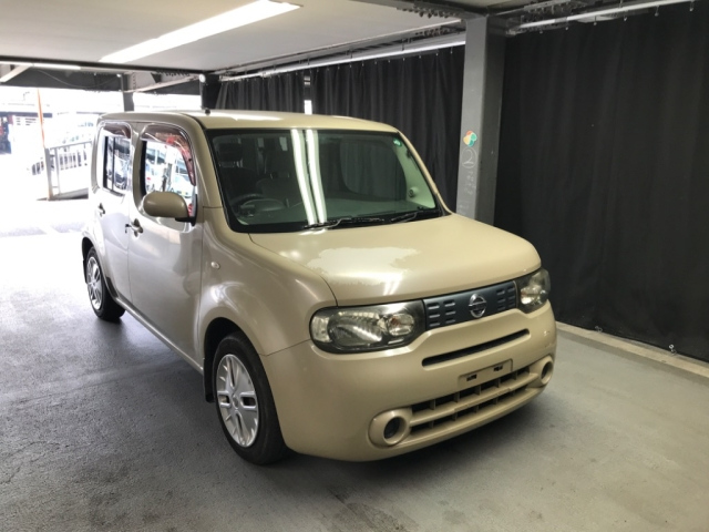 NISSAN CUBE 2010