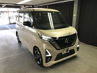 NISSAN ROOX 2022