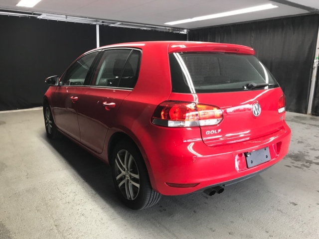 VOLKSWAGEN GOLF 2010