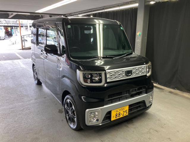 DAIHATSU WAKE 2015
