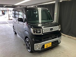 DAIHATSU WAKE 2015
