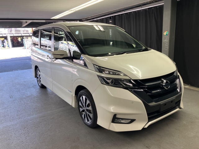 NISSAN SERENA 2018