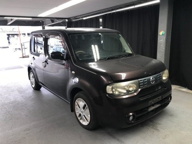 NISSAN CUBE 2010