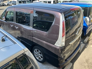 NISSAN SERENA 2011