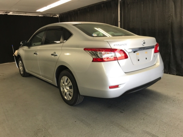 NISSAN SYLPHY 2015