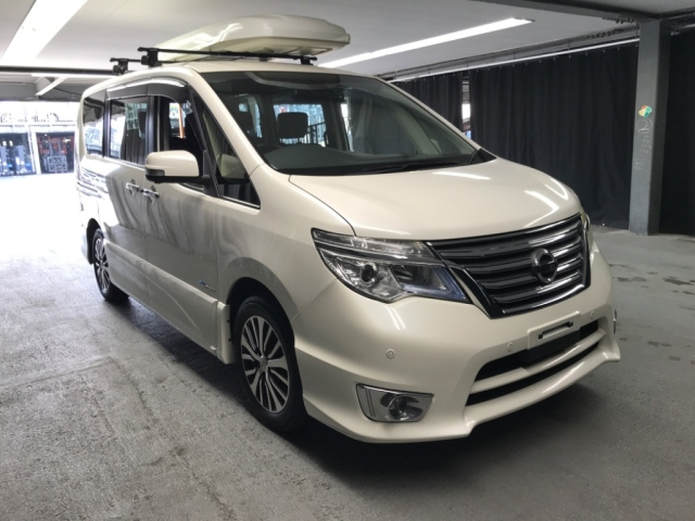 NISSAN SERENA 2014