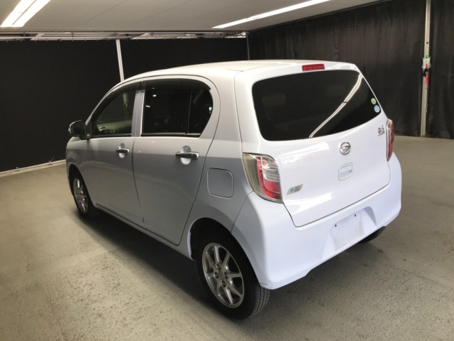 DAIHATSU MIRA E S 2012