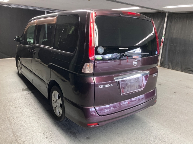 NISSAN SERENA 2009
