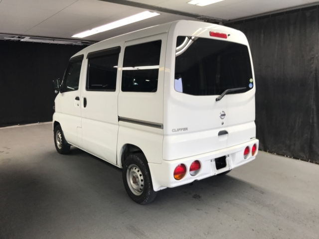 NISSAN CLIPPER VAN 2011