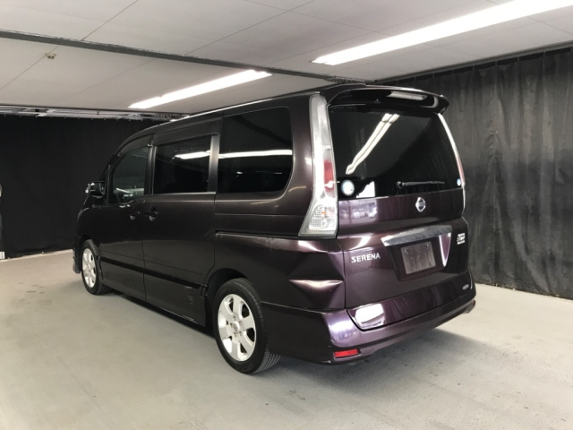 NISSAN SERENA 2009