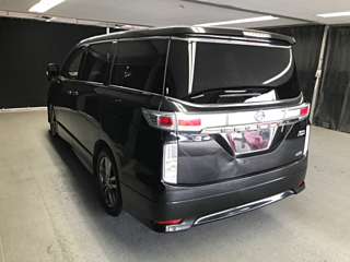 NISSAN ELGRAND 2013
