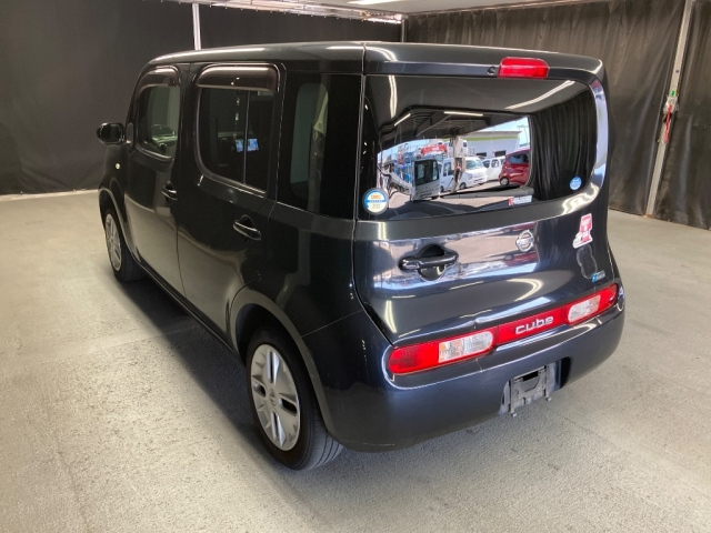 NISSAN CUBE 2012