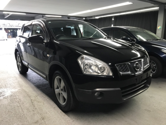 NISSAN DUALIS 2012
