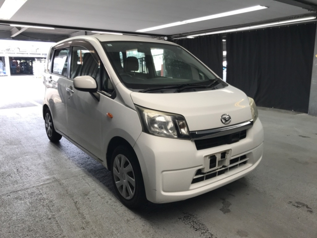 DAIHATSU MOVE 2013