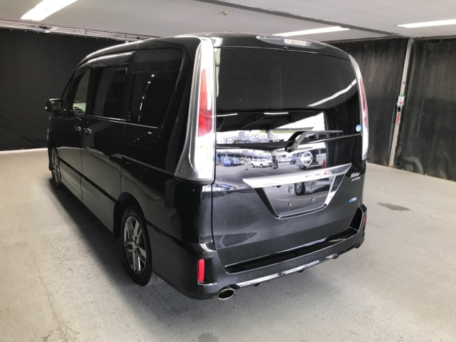 NISSAN SERENA 2012