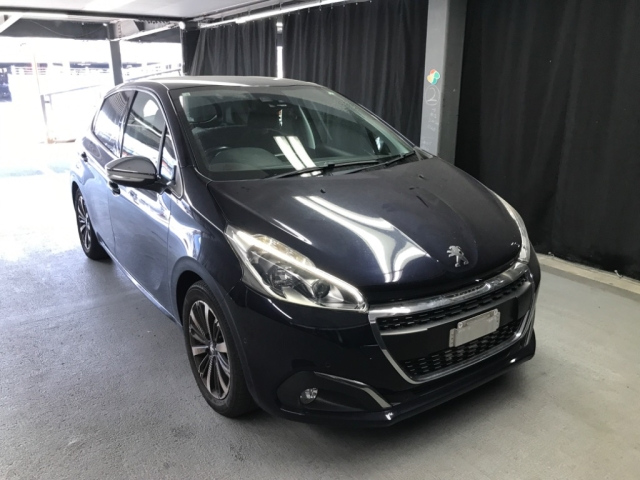 PEUGEOT 208 2018