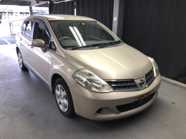 NISSAN TIIDA 2008