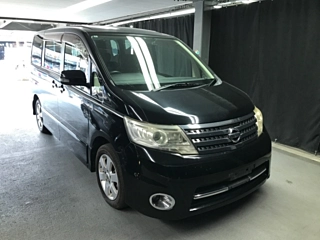 NISSAN SERENA 2010