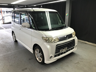 DAIHATSU TANTO 2011