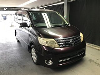 NISSAN SERENA 2010
