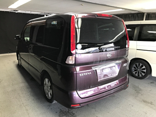 NISSAN SERENA 2010