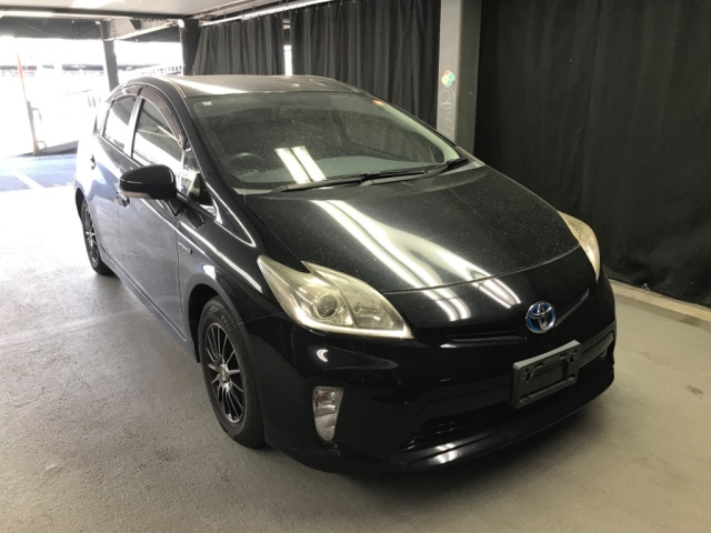 TOYOTA PRIUS 2012